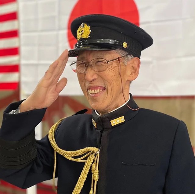 館長 本里 福治